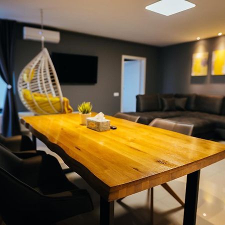 Thome Arena Residence Cluj-Napoca Eksteriør billede